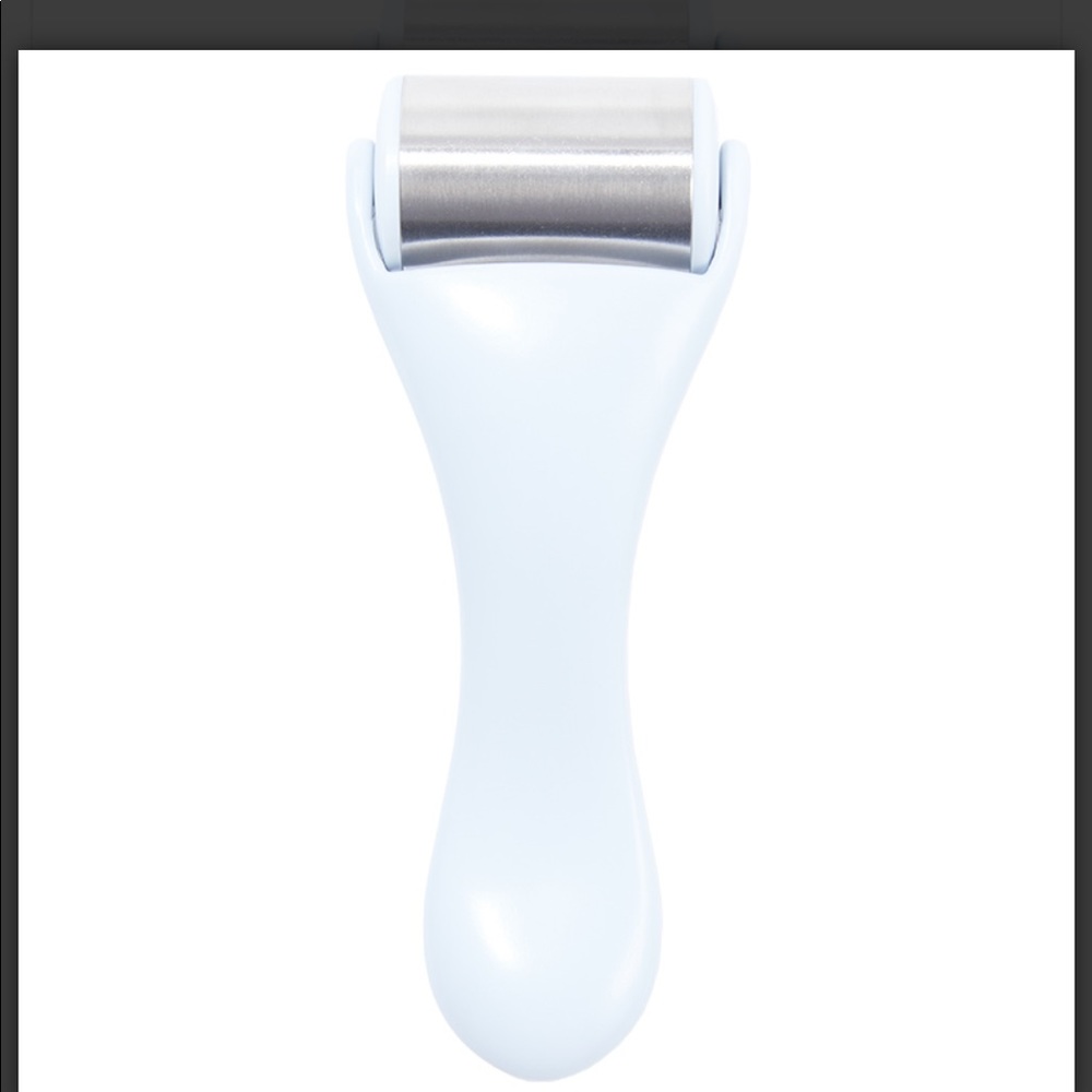 Zoe Ayla Ice Roller